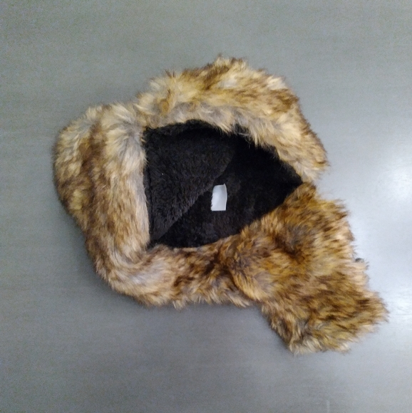 Black & White Buffalo Plaid Aviator Hat w/ Fur Accent - Picture 4 of 6